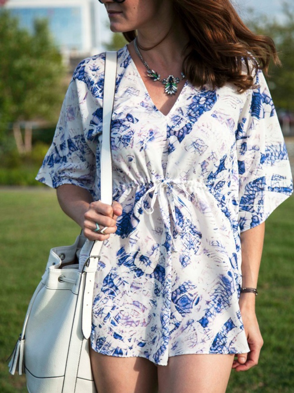 Blessed Are The Meek White & Blue Printed V-Neck Caftan Romper Playsuit sz 0